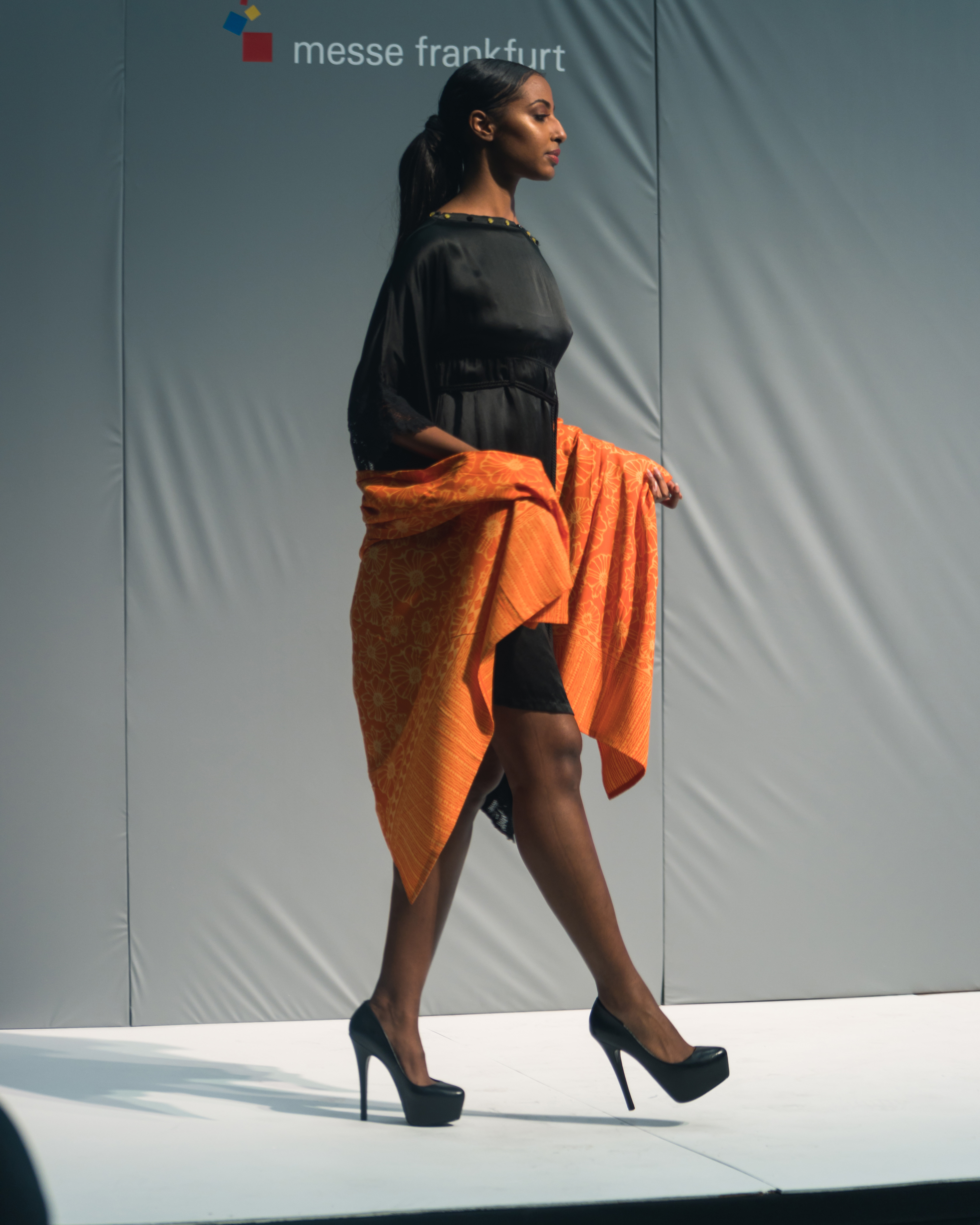 SourceAfrica - 73 EOSR5363